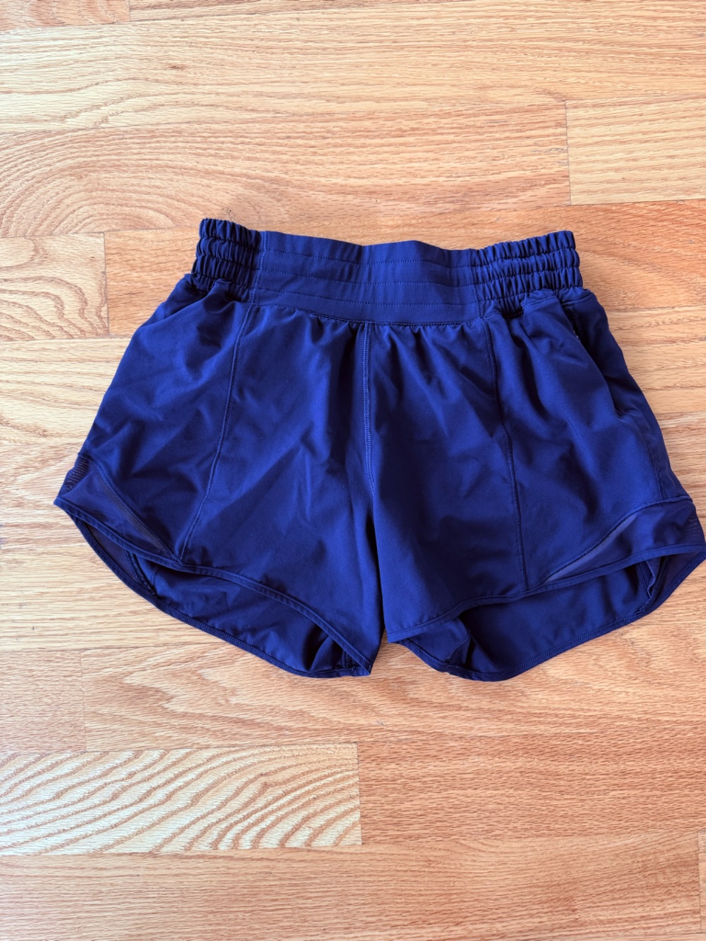 lululemon athletica | 4” Hotty Hot True Navy Athletic Shorts